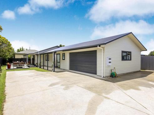 13A Albert Road, Kelston