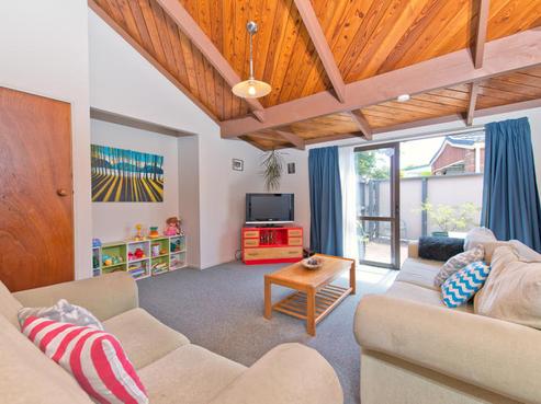 1/12 Prestwick Place, Wattle Downs