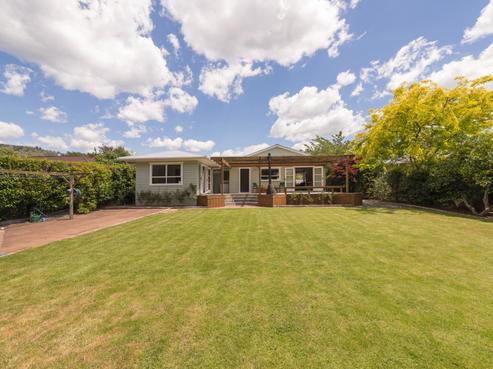 6 Fairley Road, Lynmore