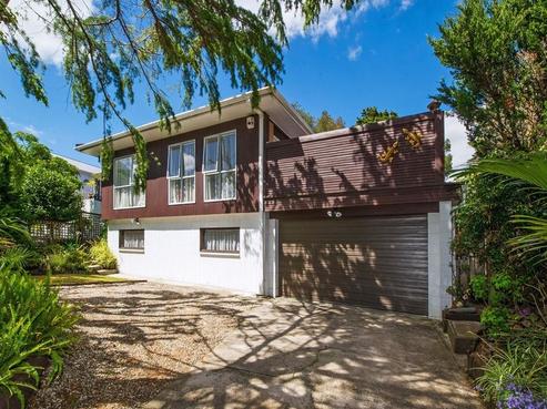 31 Lawrence Crescent, Hillpark