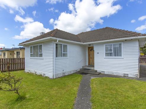 140 Randwick Road, Moera