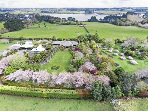 63 Whitecliffs Drive, Waiau Pa