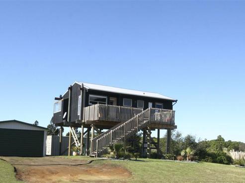 316 The Drive, Whangamata