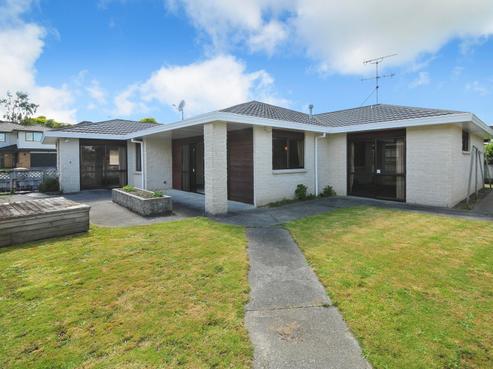 7 Clearwater Terrace, Brown Owl