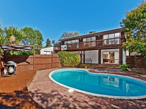 2 Fitzwilliam Drive, Torbay