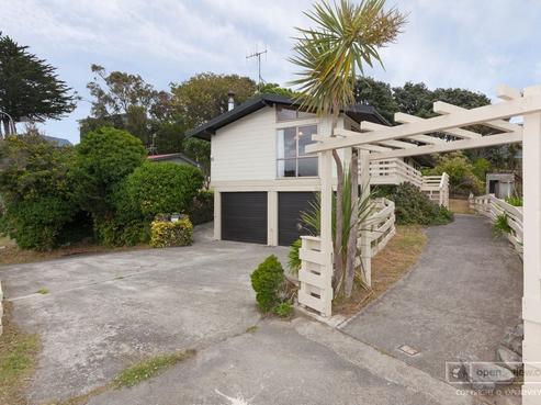 19 Renown Road, Raumati South