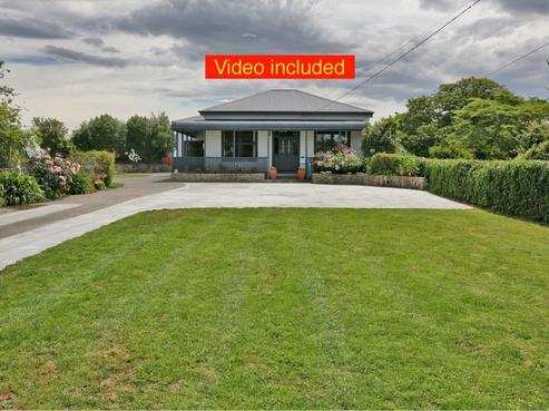 68 Main Road, Clive