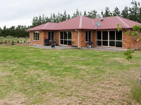 33 Hekeao Road, Mayfield