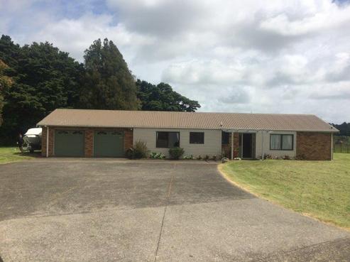 1398 Glenbrook-Waiuku Road, Glenbrook