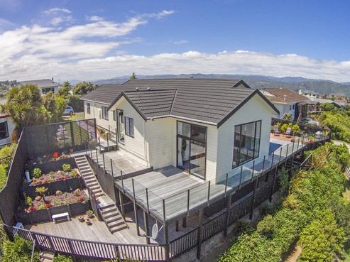 12 Lemonwood Grove, Maungaraki