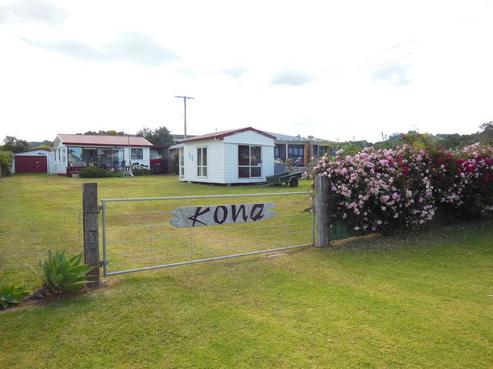 18 Te Kapua Street, Oakura Coast