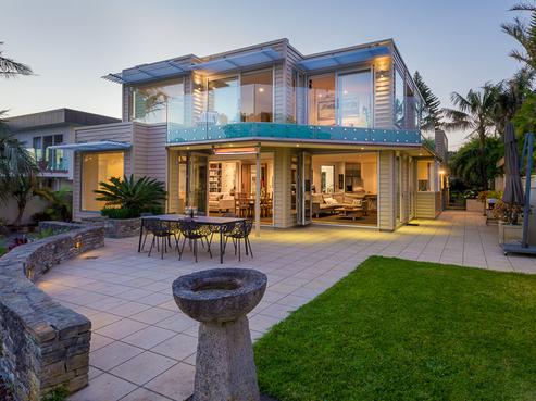 31 Beach Road, Castor Bay