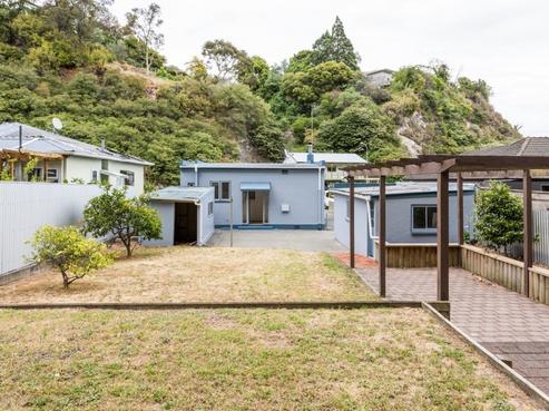 45 Burns Road, Napier Hill