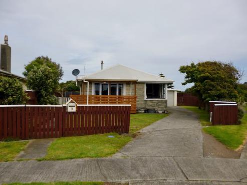 16 Hickey Place, Opunake