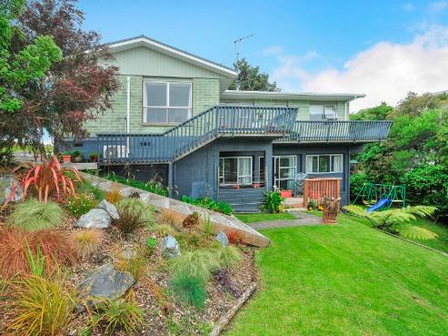 62 Holborn Drive, Stokes Valley