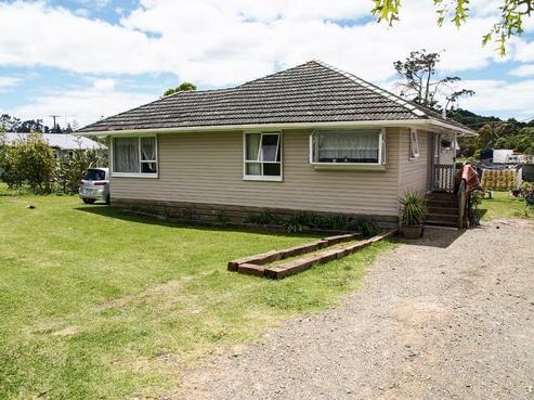 10 Coronation Street, Te Hana