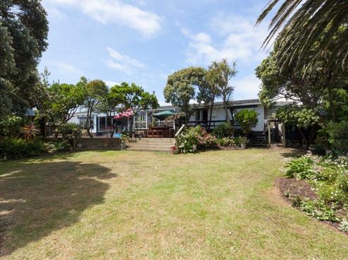 5 Jane Street, Waikanae Beach