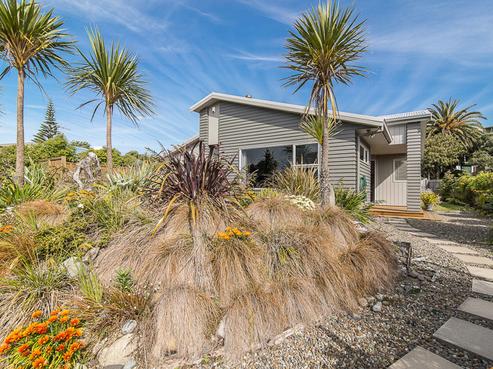 5 Hicks Crescent, Waikanae Beach