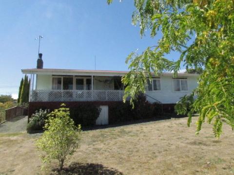 8 Watts Street, Waipawa
