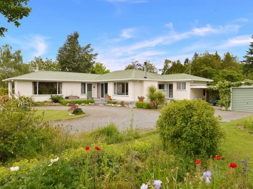 387 Stonyflat Road, Loburn