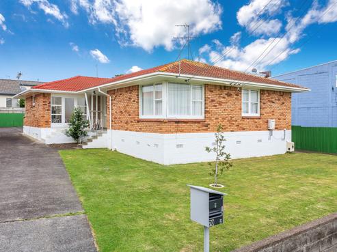 2/70 Tawa Road, One Tree Hill