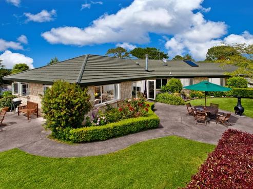 27 Collings Drive, Lucas Heights