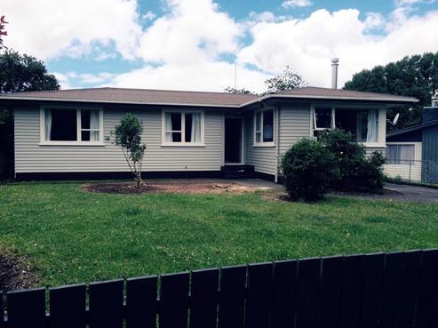 41 Pandora Avenue, Sunnybrook
