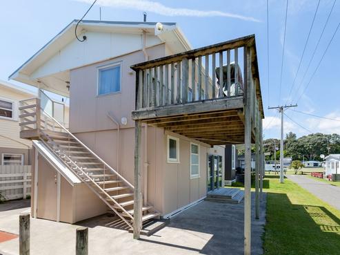 93 Seventh Avenue, Urenui