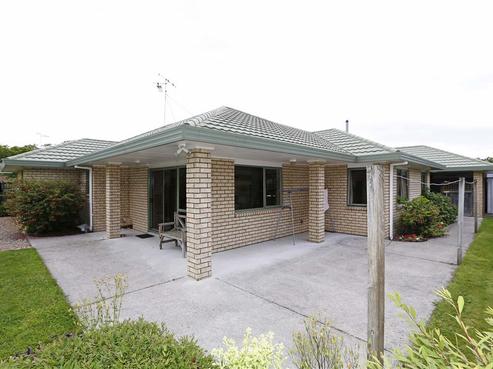 13 Huntington Drive, Huntington