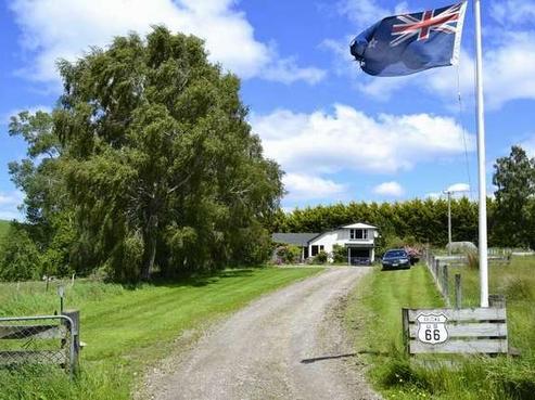 685 Adams Flat Road, Milton