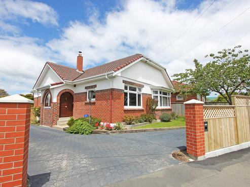 195 Kenmure Road, Kenmure