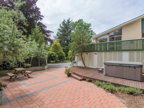 317 Port Hills Road, Hillsborough