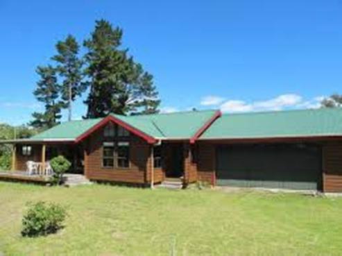110 Goldfields Drive, Matarangi