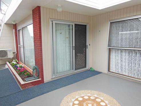 6/266 Western Hills Drive, Avenues