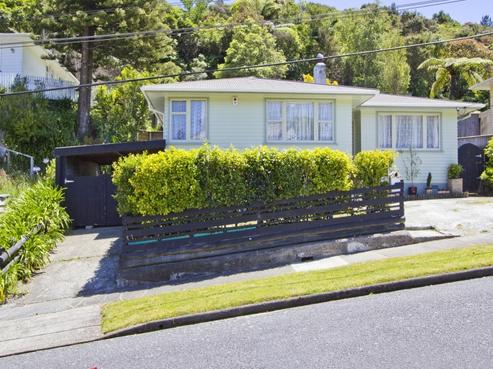 69 Bird Grove, Stokes Valley