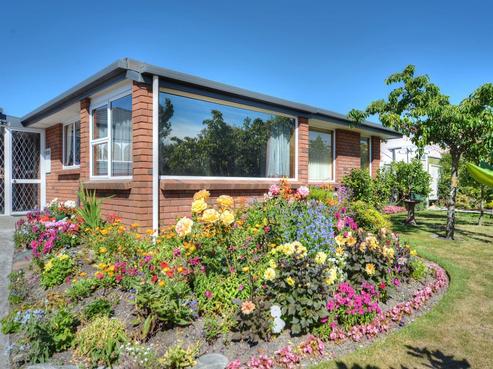 6 Masefield Street, Stoke