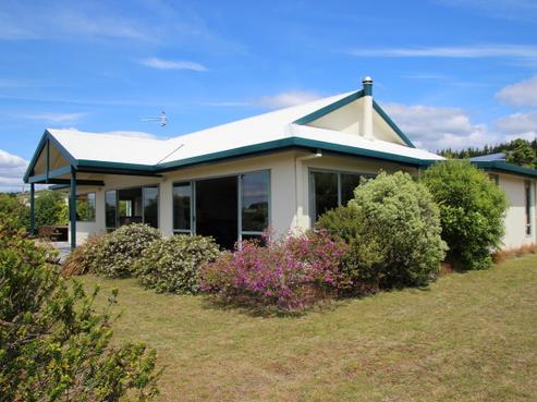 19 Rowena Crescent, Motuoapa