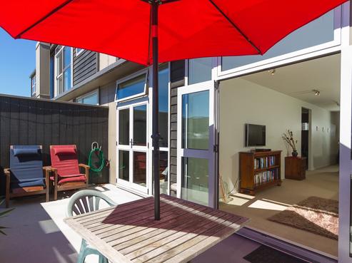 4/337 Jackson Street, Petone