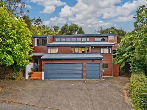 10 Stitchbird Close, Murrays Bay