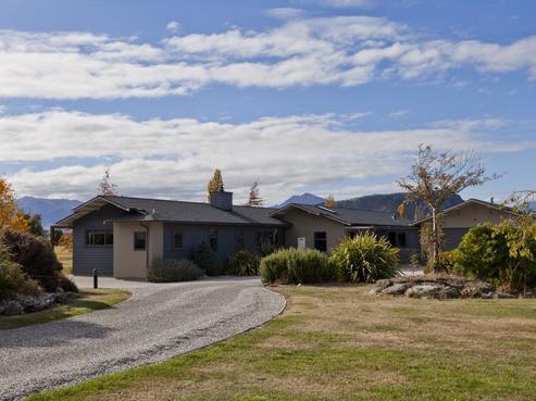 7 Orchard Road, Wanaka