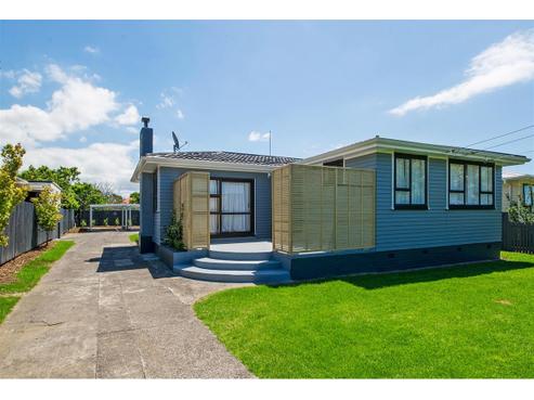 60 Ashton Avenue, Otara