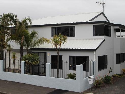 8 Meeanee Quay, Westshore