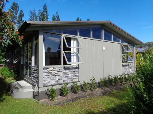 9 Kinloch Road, Kinloch