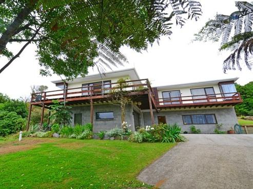 37 Tainui Street, Mokau