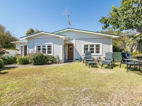 26 Ocean Road, Paraparaumu Beach