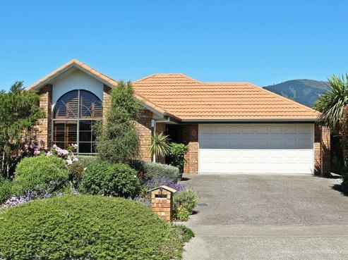 35 Tyree Drive, Stoke