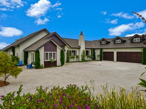 63D Field Lane, Waitoki