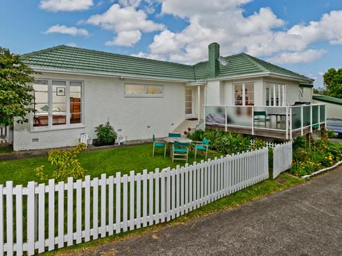1/189 Lake Road, Belmont