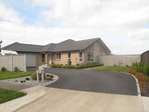 18 Ashley Drive, Paroa