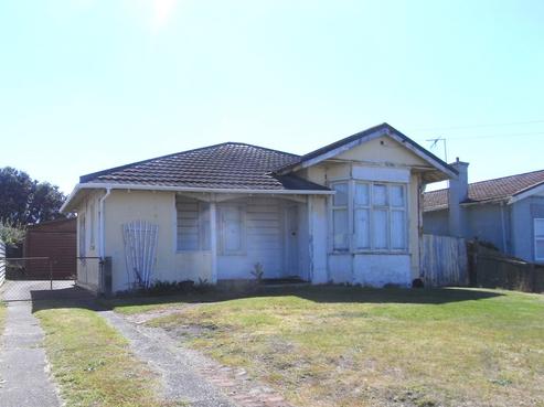 30 Aotea Street, Castlecliff